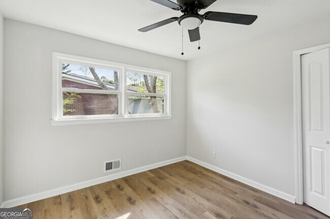 Building Photo - 2519 Miriam Ln