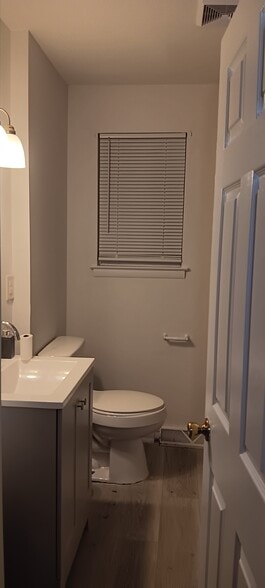 Building Photo - 225 Station Ave