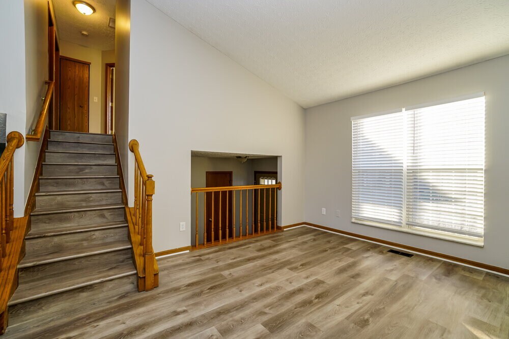 Building Photo - 3294 Bellowind Dr