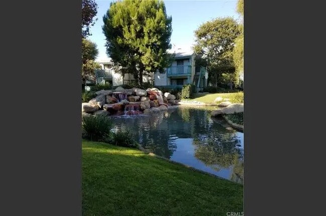 Building Photo - 920 W Del Amo Blvd