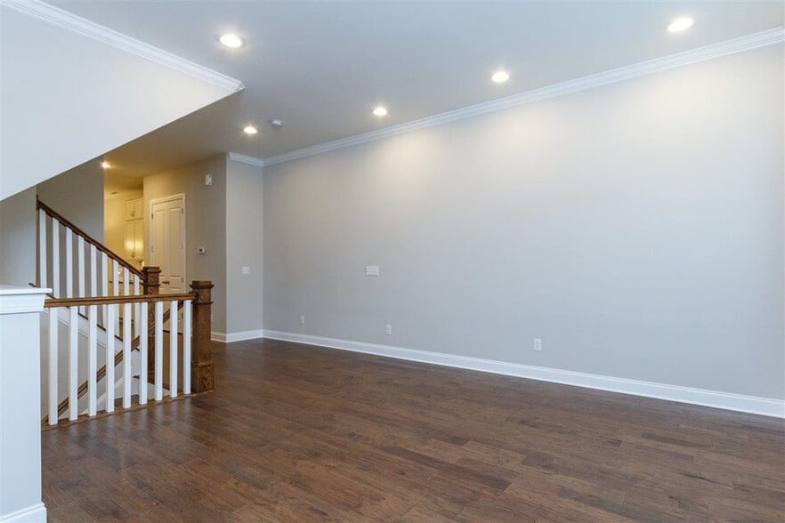 Building Photo - 831 Bankston Wds Wy