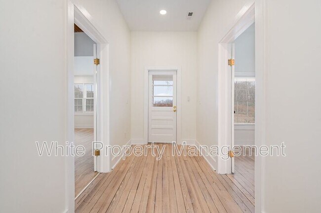 Building Photo - 3612 E Brief Rd