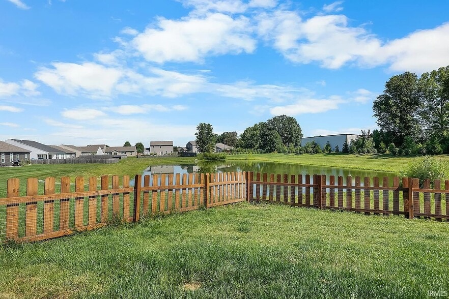 Building Photo - 2911 Poinciana Dr