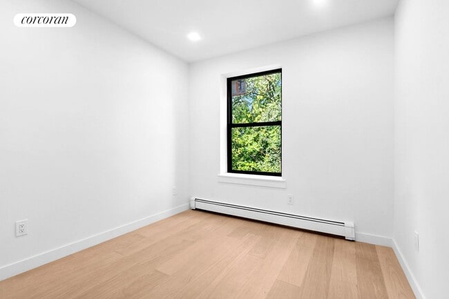 Building Photo - 119 Wyckoff St