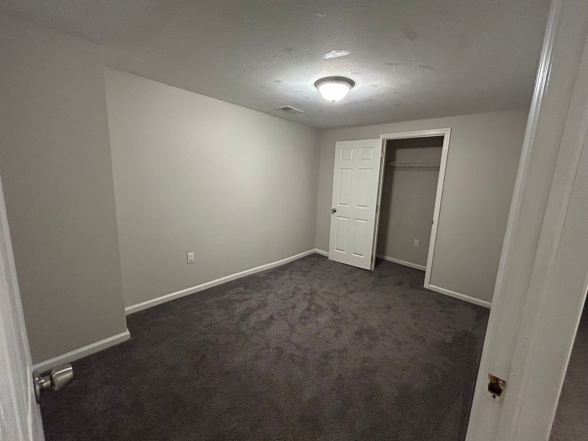 Bedroom 2 - 618 Maplewood Ave