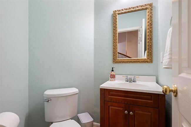 Building Photo - 4435 Hunters Lodge Dr
