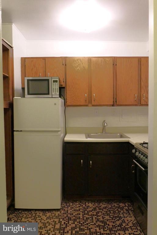 Building Photo - 801 N Pitt St