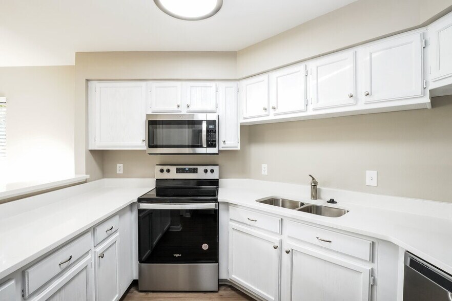 Building Photo - 7027 Citrus Point Ct