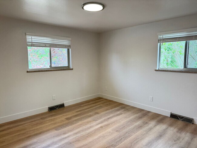 Building Photo - NEWLY REMODELED 3 Bed 2 Bath Home of Linden in Boulder-Available NOW!