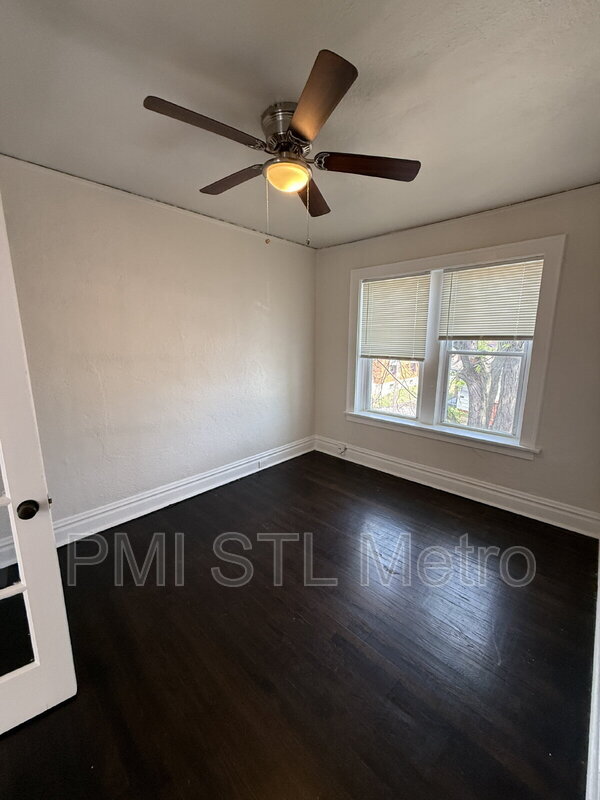 Building Photo - 3883 Meramec St