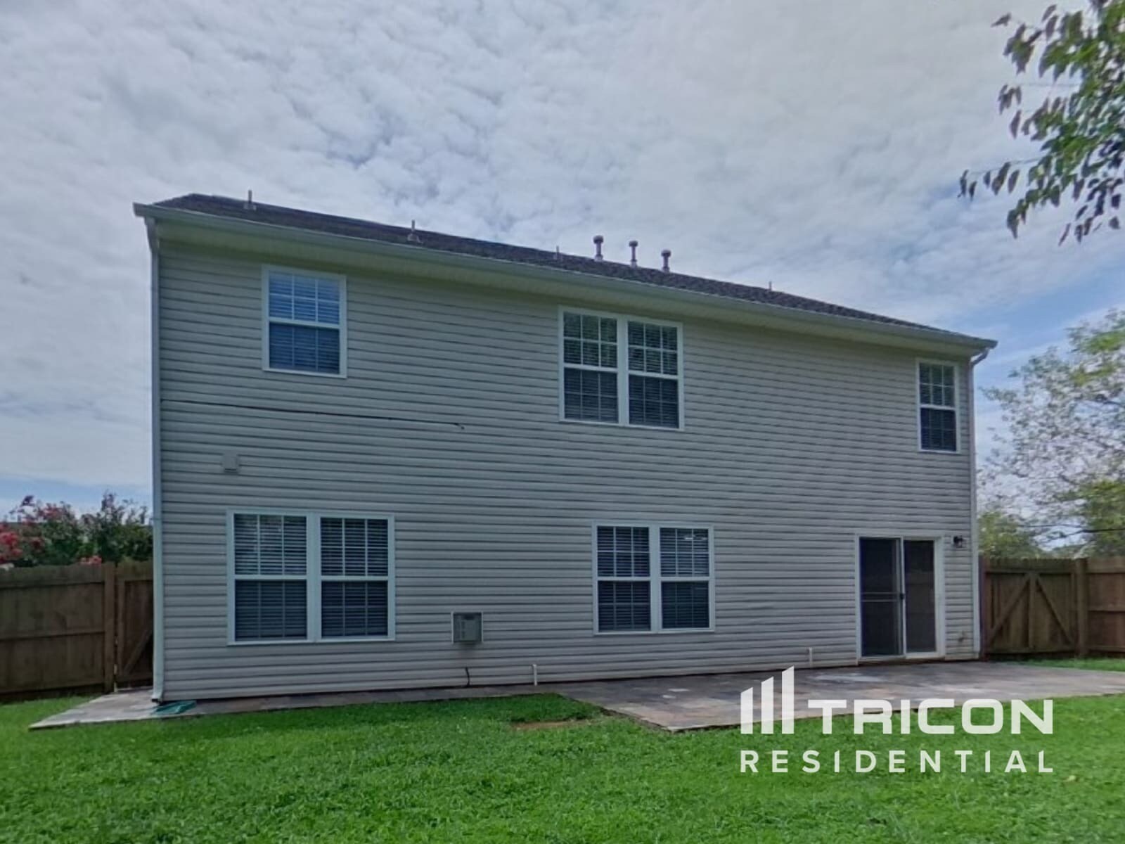 Building Photo - 2203 Ballingarry Dr