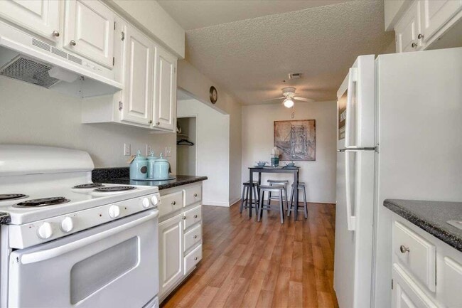 Building Photo - Sterling Sahara Apartments