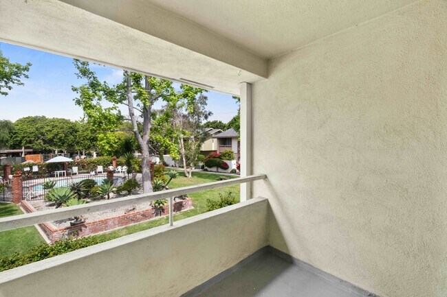 Building Photo - 5215 Sepulveda Blvd