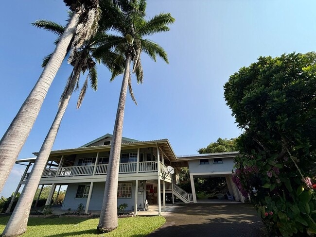 Building Photo - 76-6017-B Mamalahoa Hwy