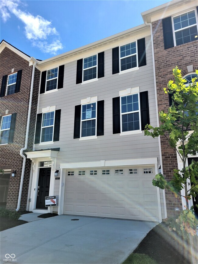 Building Photo - 6935 Adalene Ln