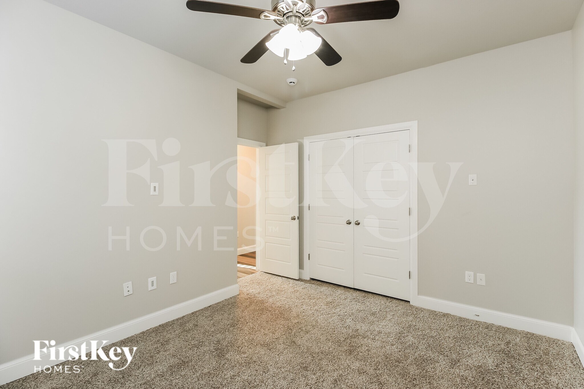 Building Photo - 13904 Hutchinson Pl