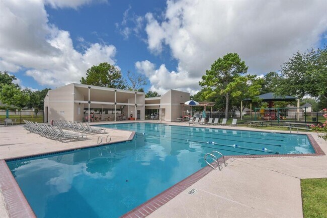 Building Photo - 14622 Palos Park Dr