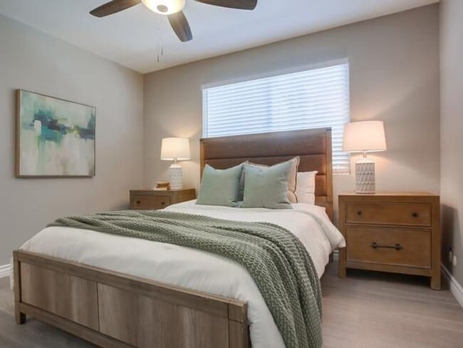 Interior Photo - The Royal of Rancho Penasquitos