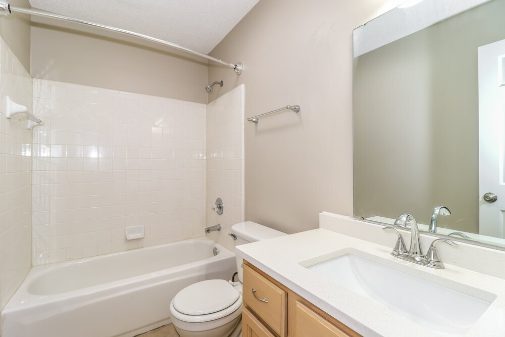 Building Photo - 8648 Tropicana Dr N