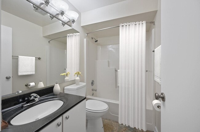 Floorplan - Indian Creek Apartments and Townhomes