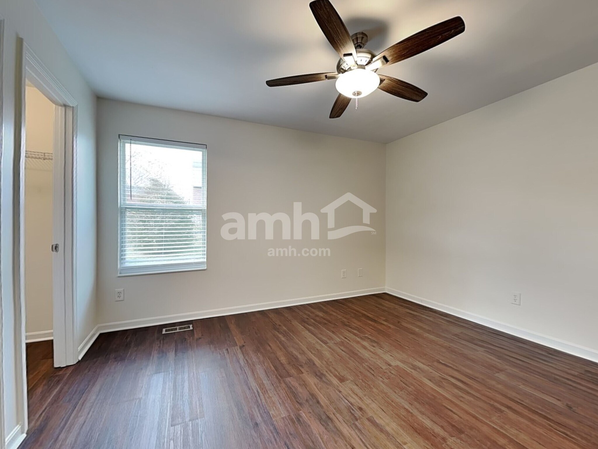 Building Photo - 10728 Sandy Ct