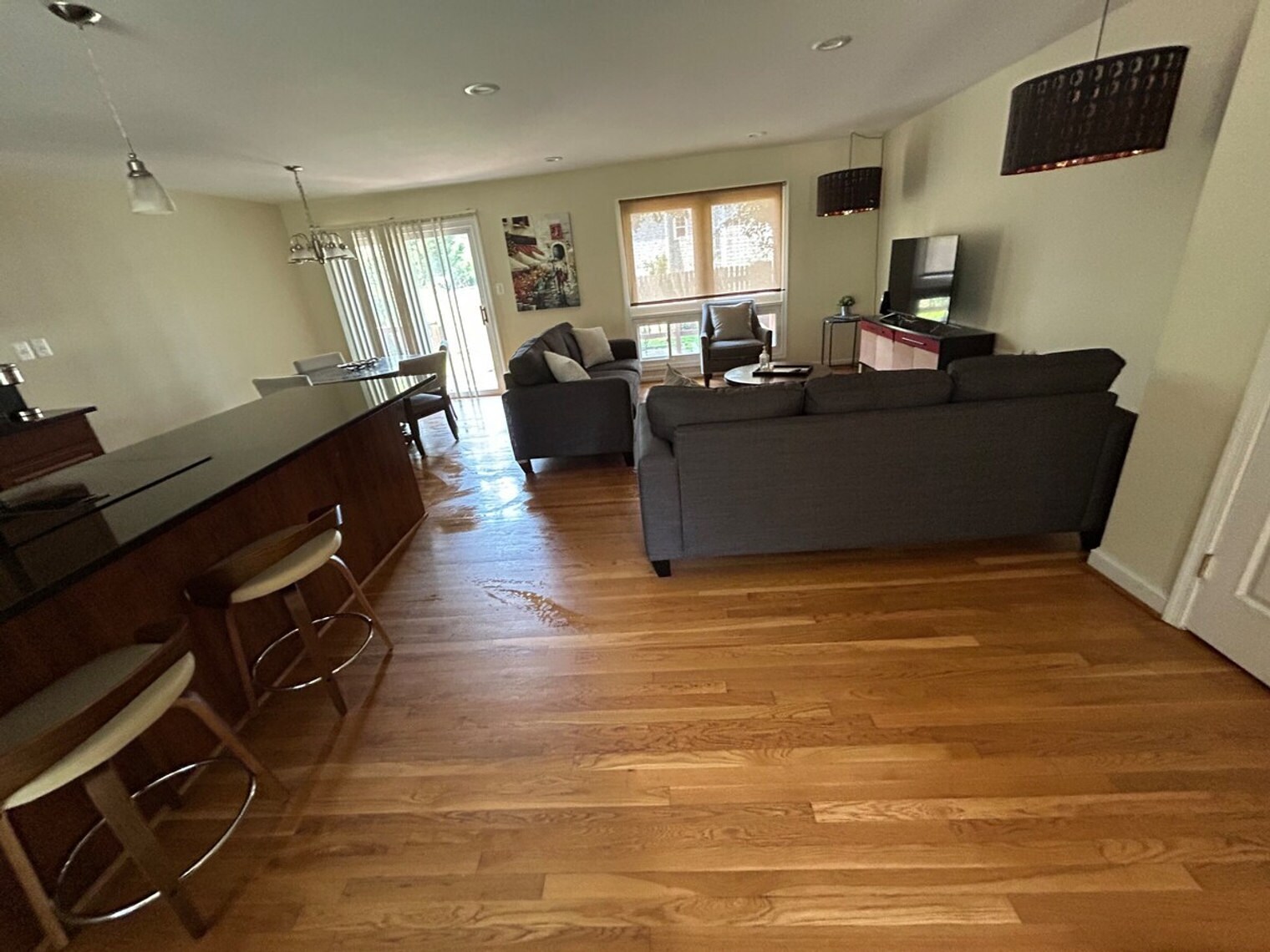 Building Photo - 1937 Woodford Rd