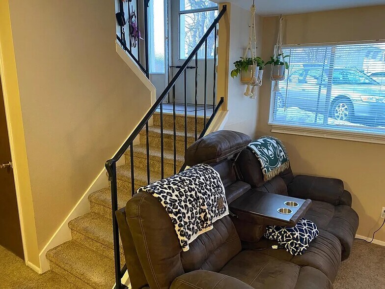 Building Photo - 1541 Edora Road