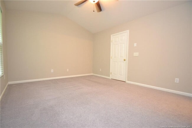 Building Photo - 600 Walnut Woods Dr