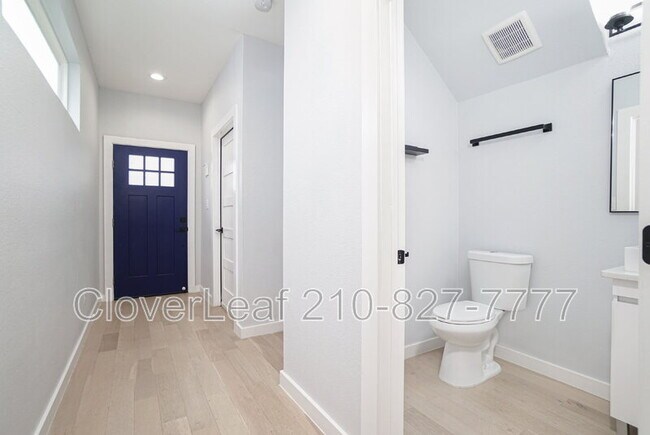 Building Photo - 2109 Schley Ave