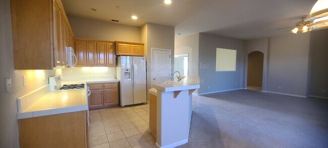 Building Photo - 2329 Rebecca Ct