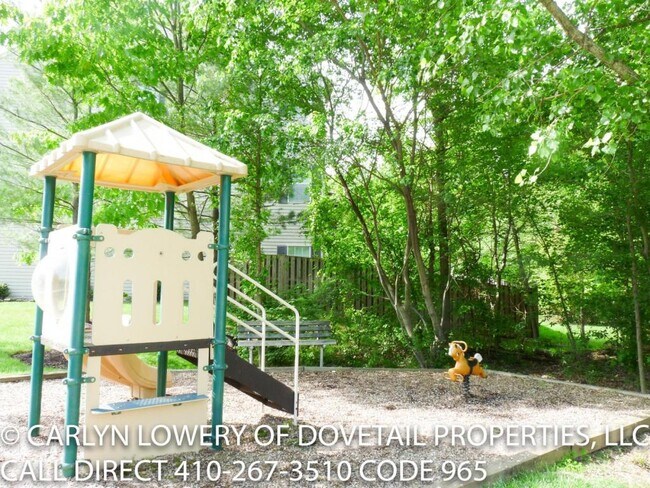 Building Photo - 2327 Sandy Walk Way