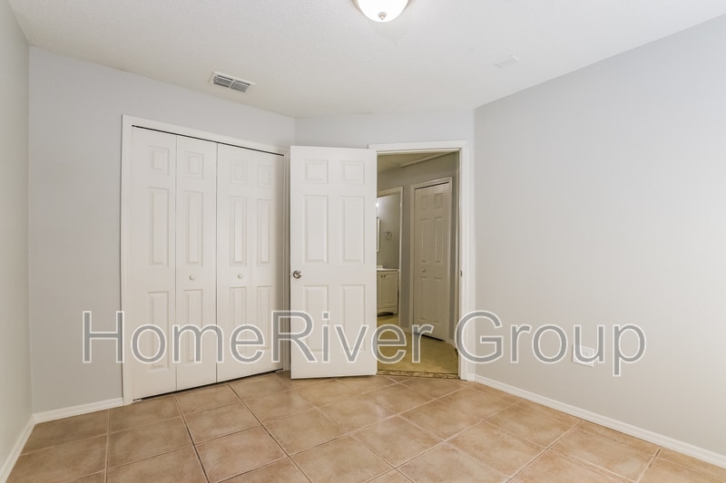 Building Photo - 310 Daniels Pointe Dr