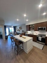 Building Photo - 6830 SW 30th St