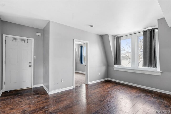 Building Photo - 2111 Seneca St