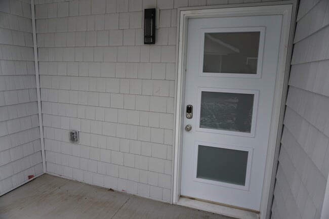 Building Photo - 3811 Stacy Dr