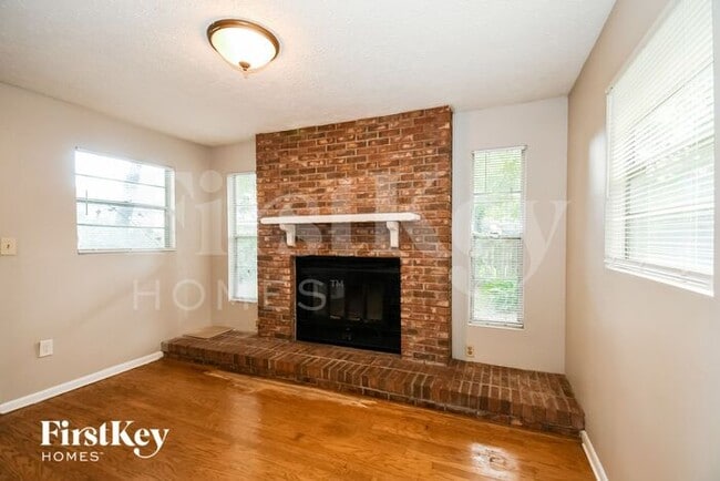 Building Photo - 3741 Culp Dr