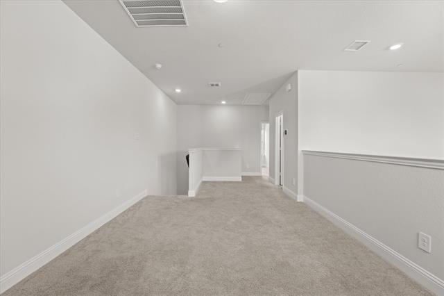 Building Photo - 1045 Thomas Pl