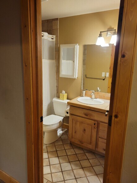 Building Photo - 145 Gold Run Cir