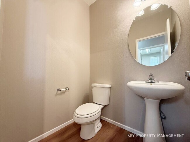 Building Photo - 6255 W Arby Ave