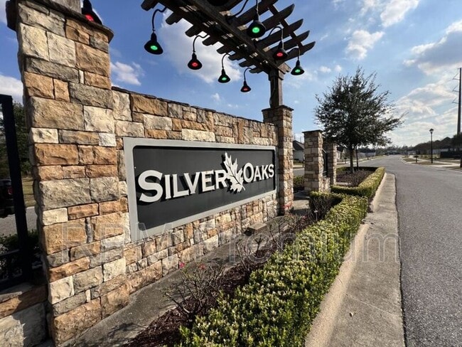 Building Photo - 14401 Sterling Oaks Dr