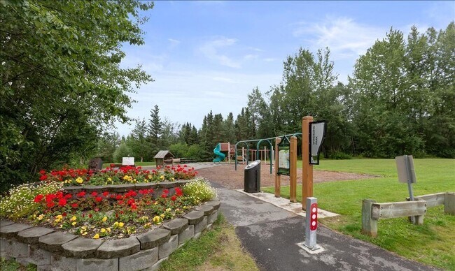 Building Photo - 128