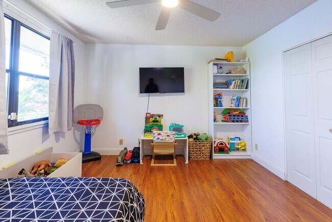 Building Photo - 2865 Egret Way