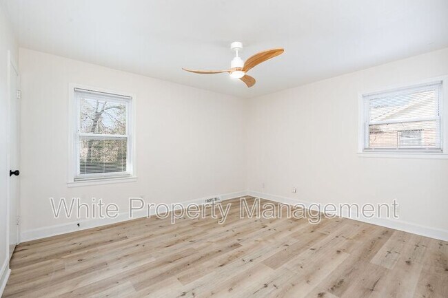 Building Photo - 7726 Wallace Ln