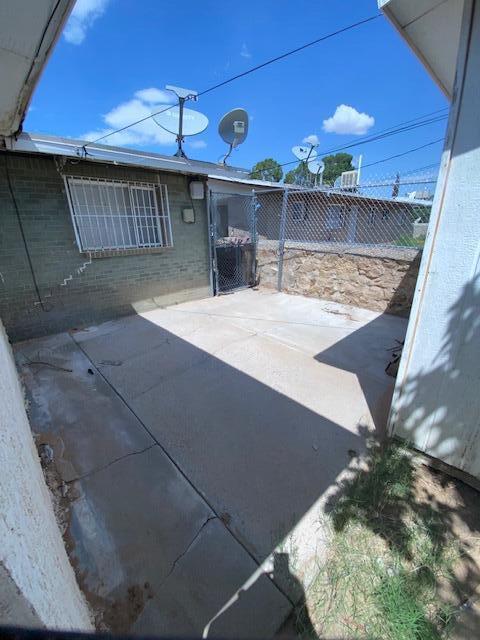 Building Photo - 5700 Macon Ln