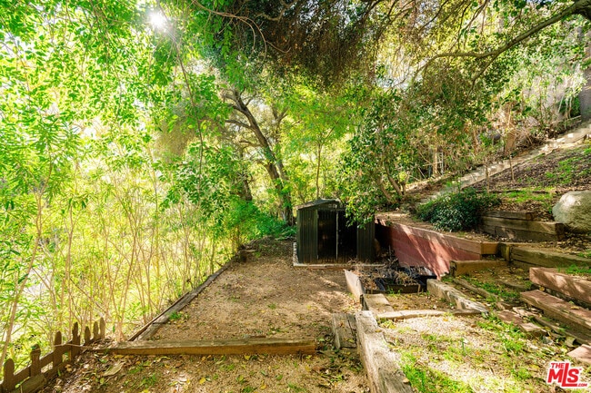 Building Photo - 2388 Kimridge Rd