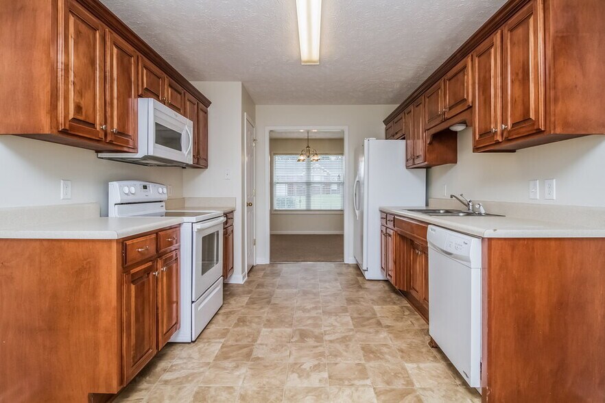 Building Photo - 6006 Boxer Pl