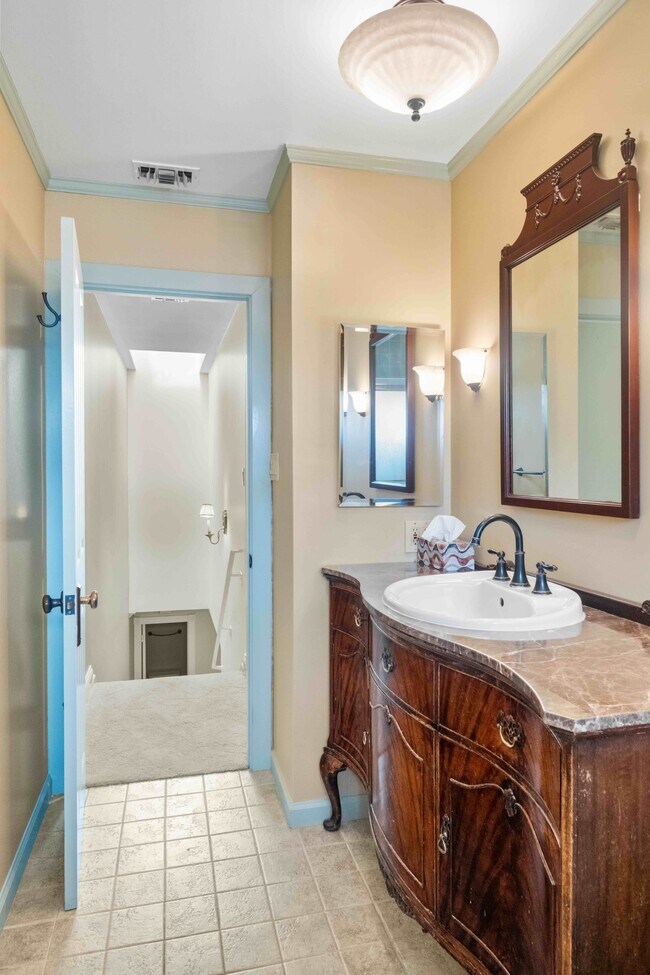 Building Photo - 5215 Sepulveda Blvd