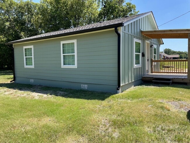 Building Photo - Application Received! *No Pets* Fully Renovated 2 Bed, 1 Bath Home in Prime Location *Lawn Care I...