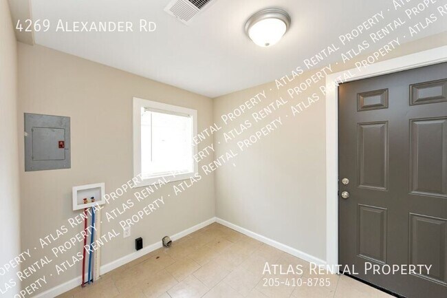 Building Photo - 4269 Alexander Rd