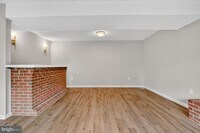 Building Photo - 9718 Counsellor Dr